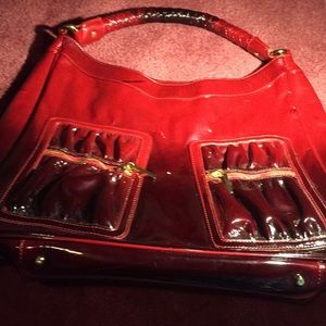 The find shoulder bag